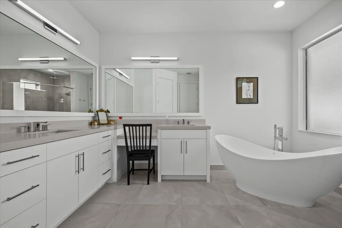 Photo of 180 Carina Drive