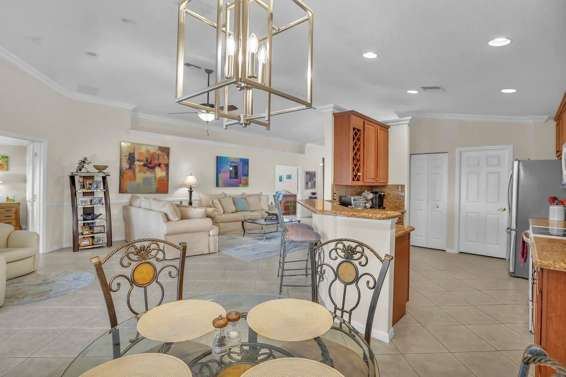 Photo of 12175 Roma Road
