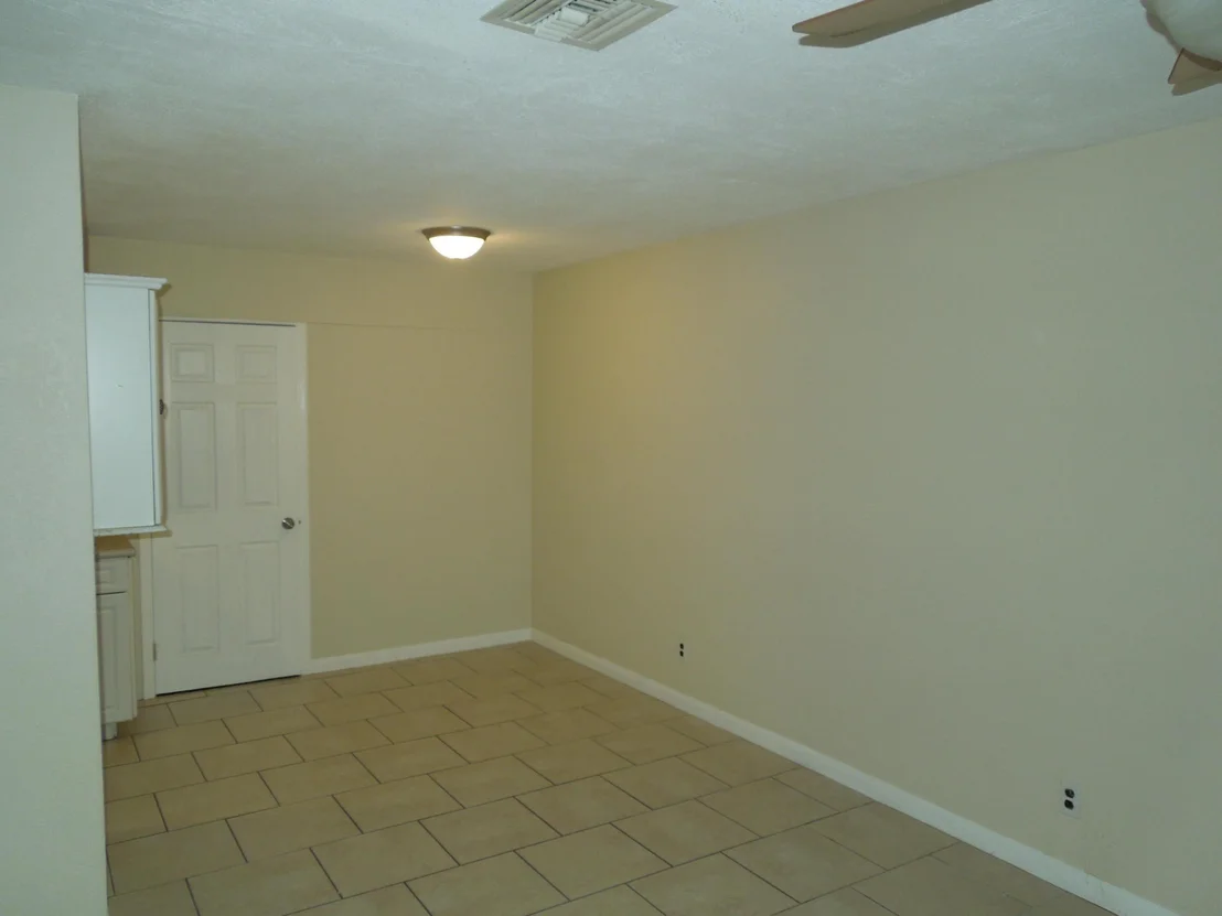 Photo of 5634 Middlecoff Drive