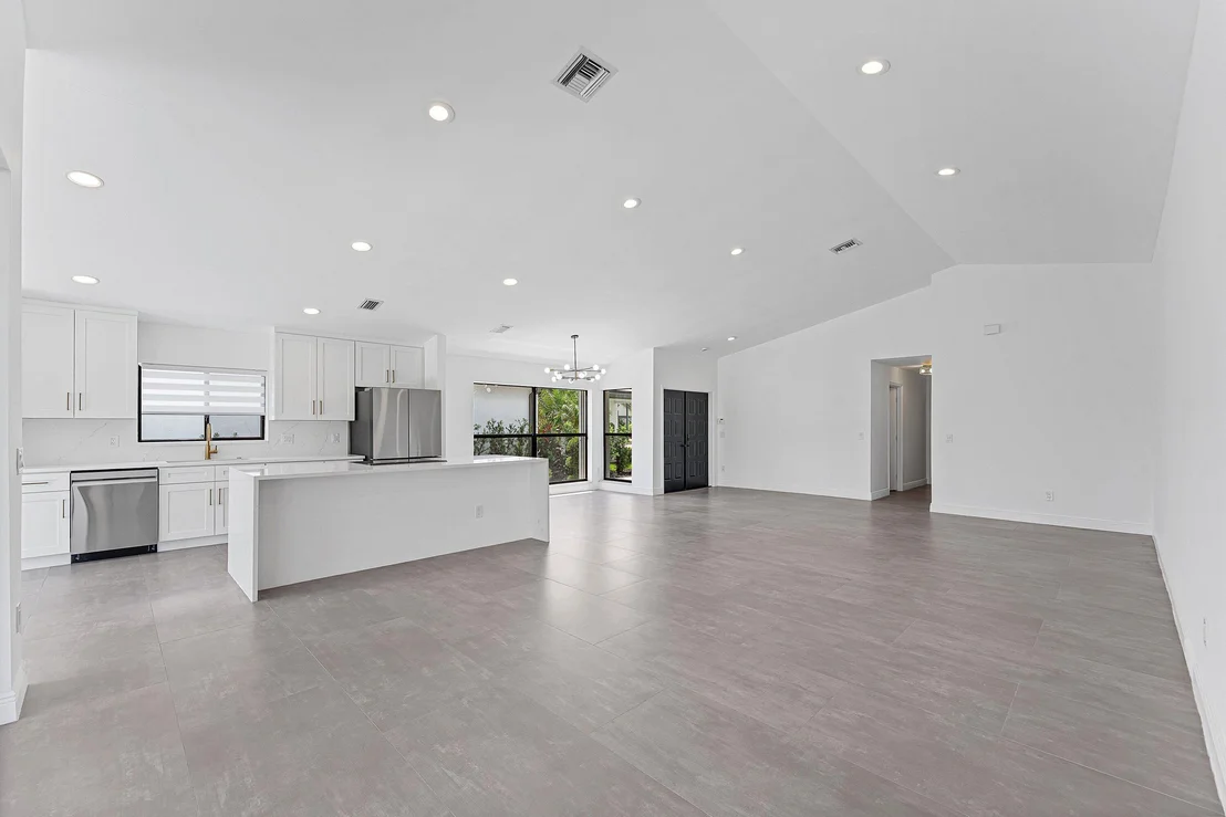 Photo of 11152 HIGHLAND Circle