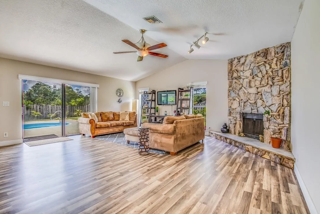 Photo of 1847 Shower Tree Way