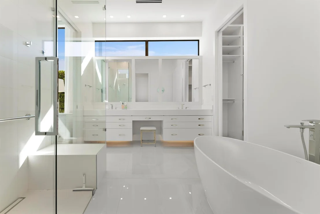 Photo of 811 Granada Drive