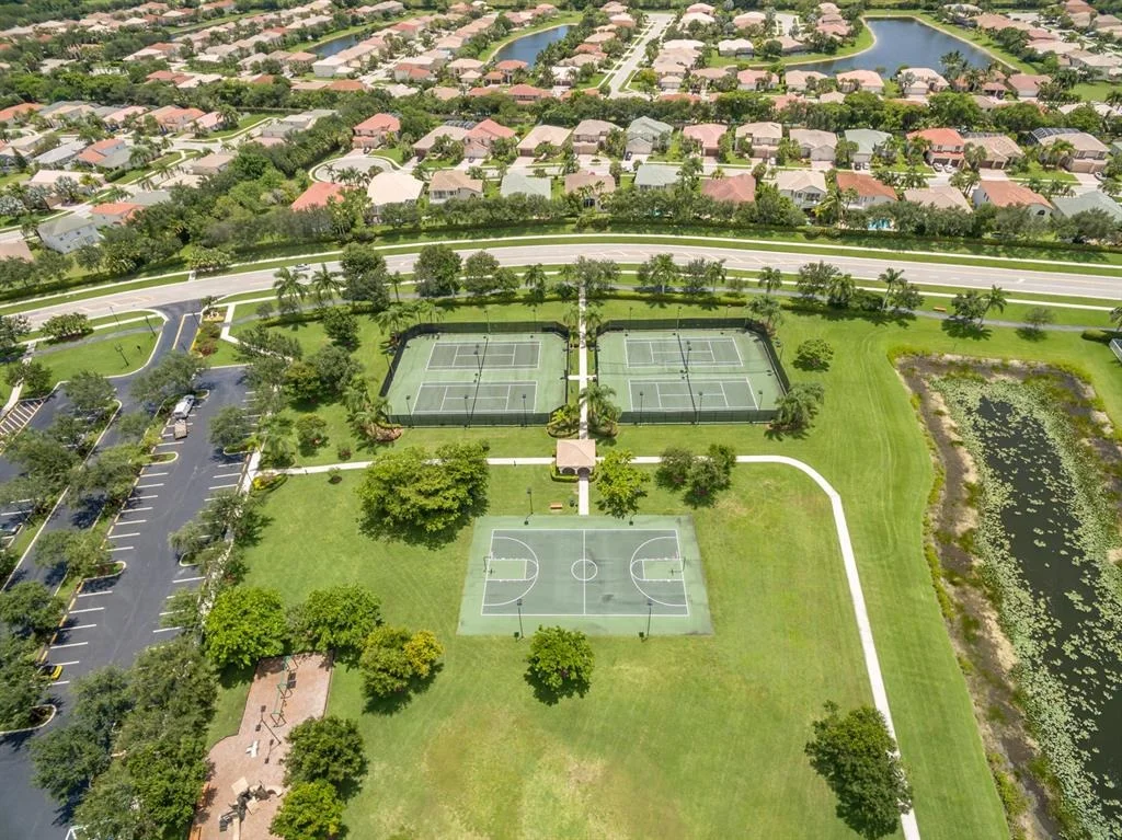 Photo of 4461 Mariners Cove Drive