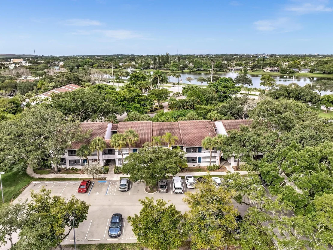 Photo of Unit 7201 at 601 LYONS Road