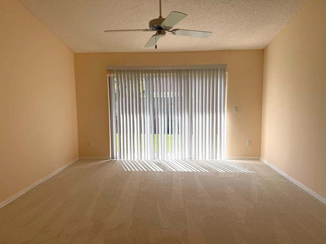 Photo of 330 Oregon Lane