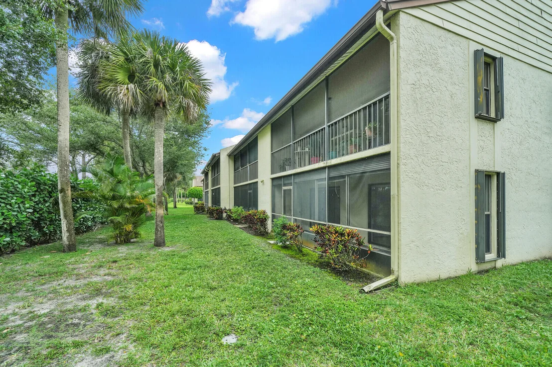 Photo of Unit 821 at 7867 Willow Spring Drive