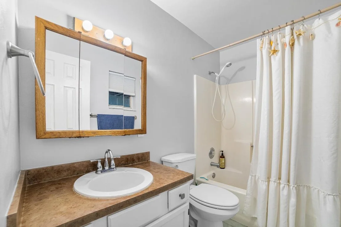 Photo of 2477 SE 27th Street