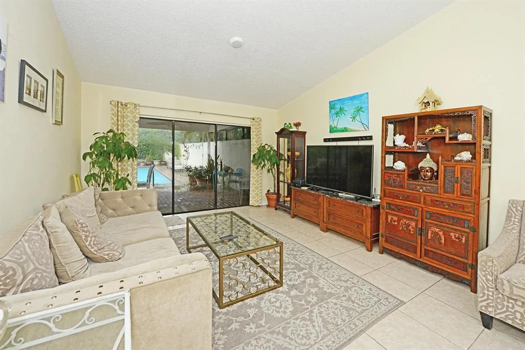 Photo of 7570 Solimar Circle