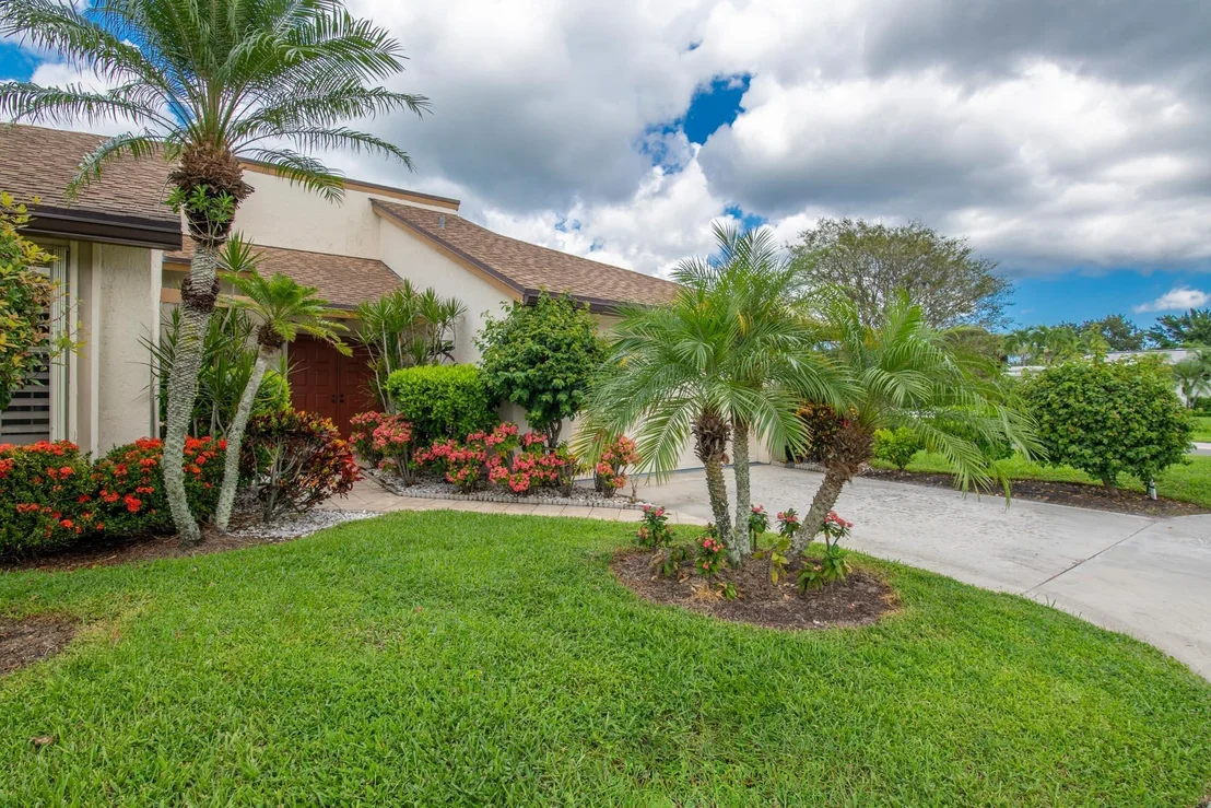 Photo of 13465 Crosspointe Drive