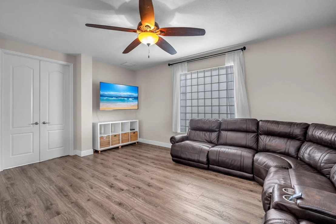 Photo of 3856 Aspen Leaf Drive