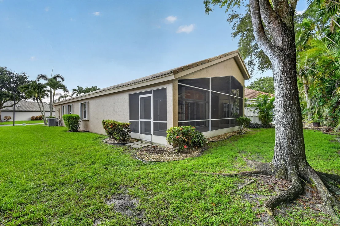 Photo of 9840 Arbor View Drive S