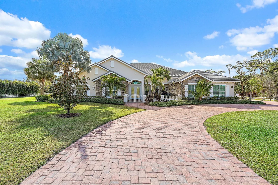 Photo of 10080 Calabrese Trail