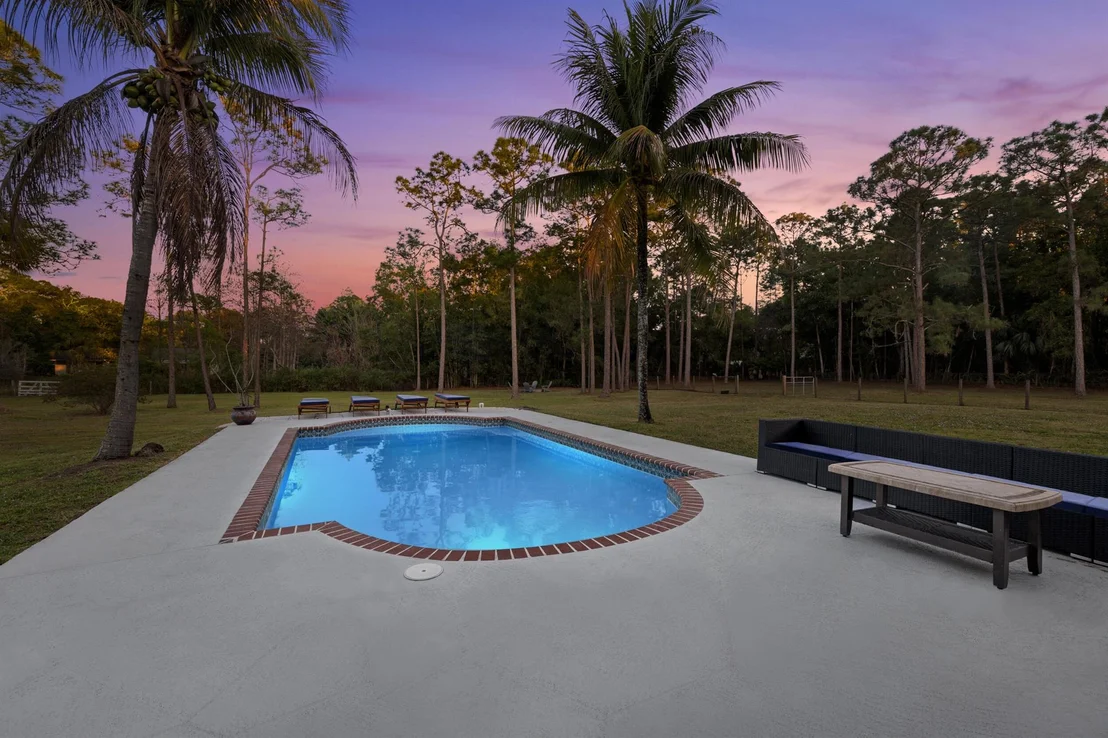 Photo of 15660 121st Terrace N