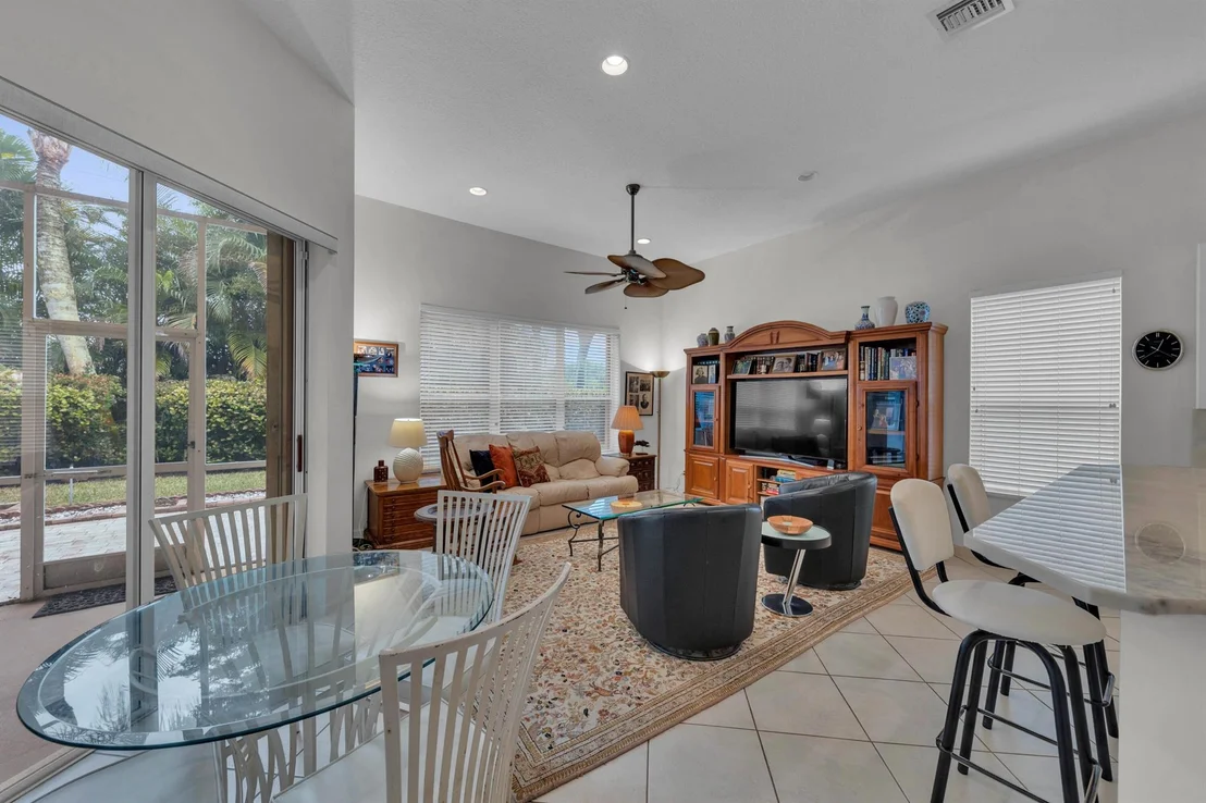 Photo of 6538 Arno Way