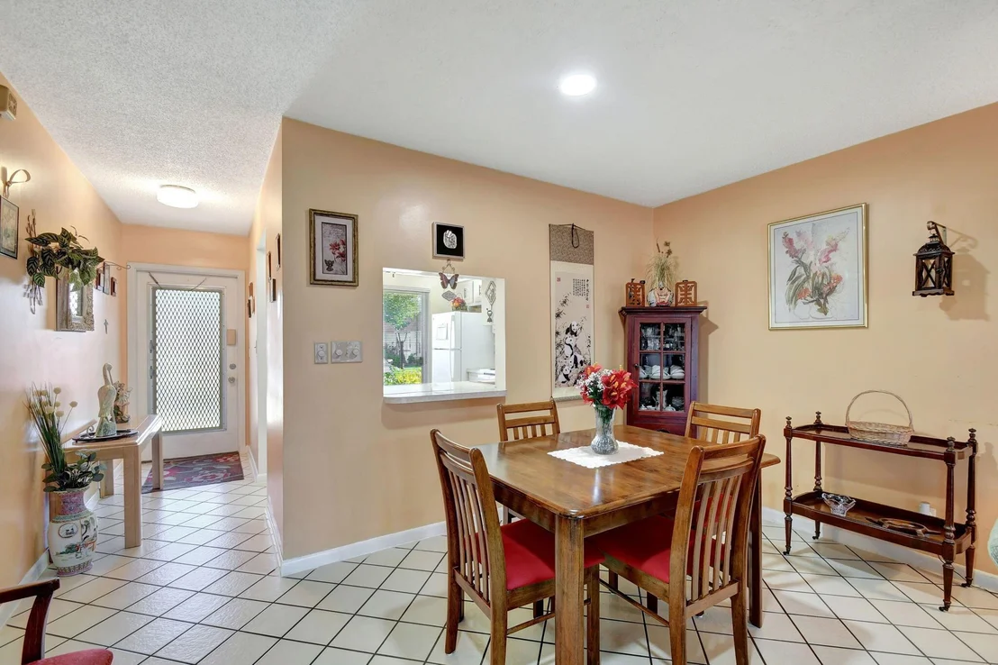 Photo of 273 Cape Cod Circle
