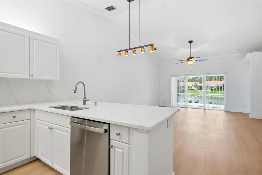 Photo of 128 Sausalito Drive