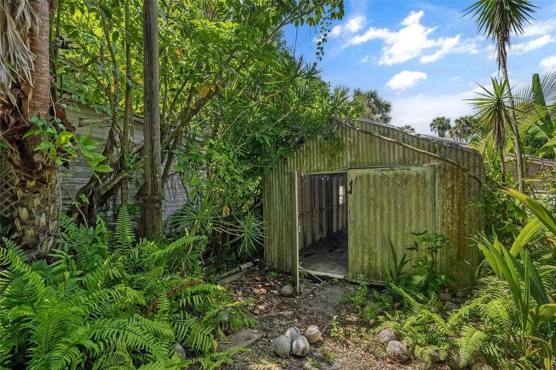 Photo of 4935 11th Lane