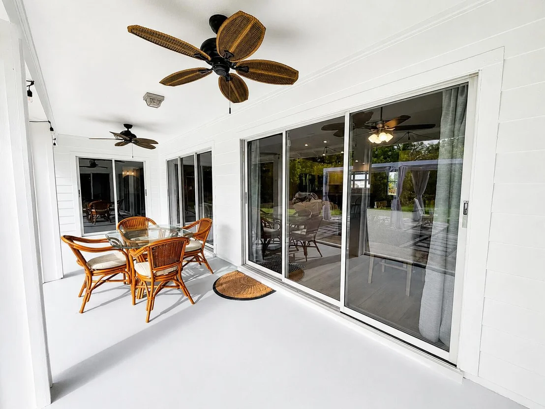 Photo of 341 Suwanee Avenue