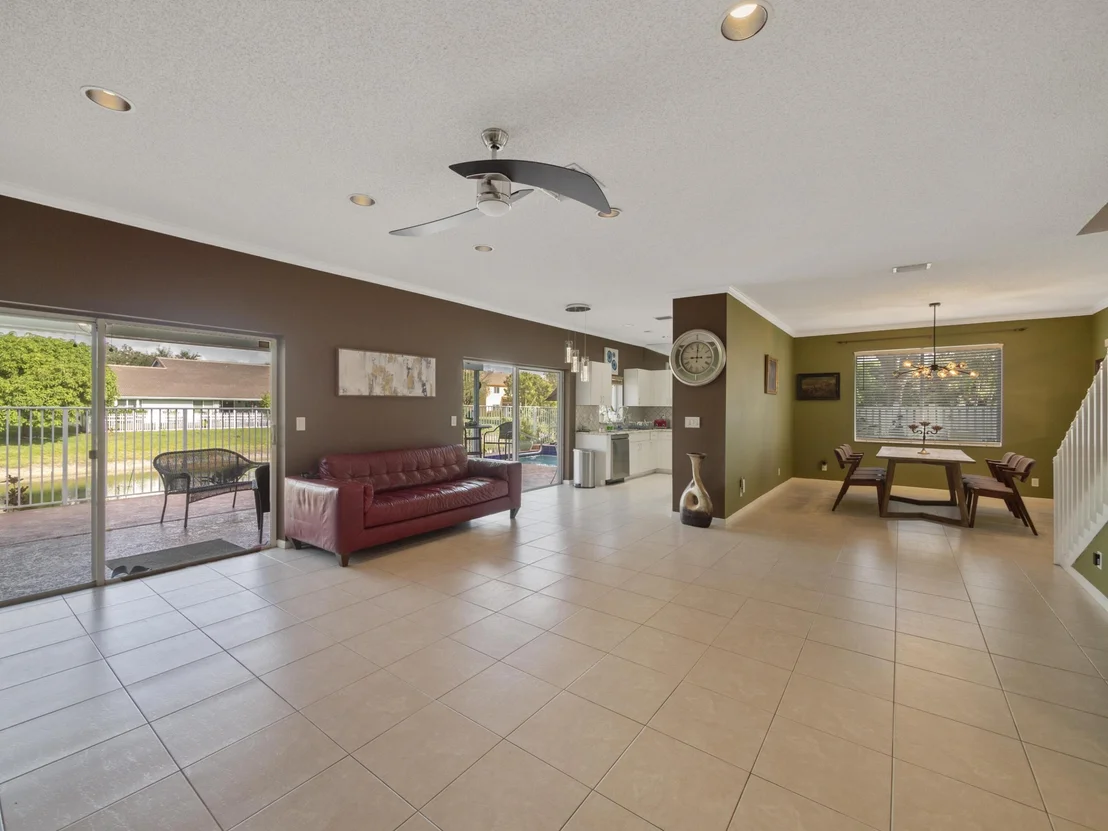 Photo of 10837 Palm Spring Drive