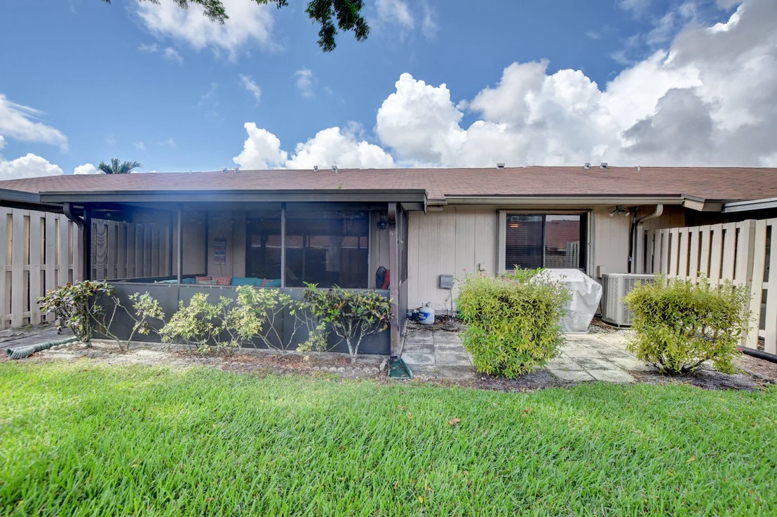 Photo of 14 Walcott Drive