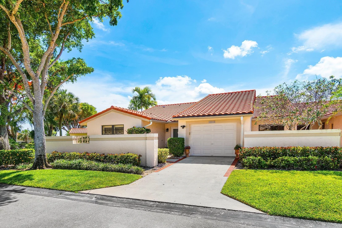 Photo of 19919 Dean Drive