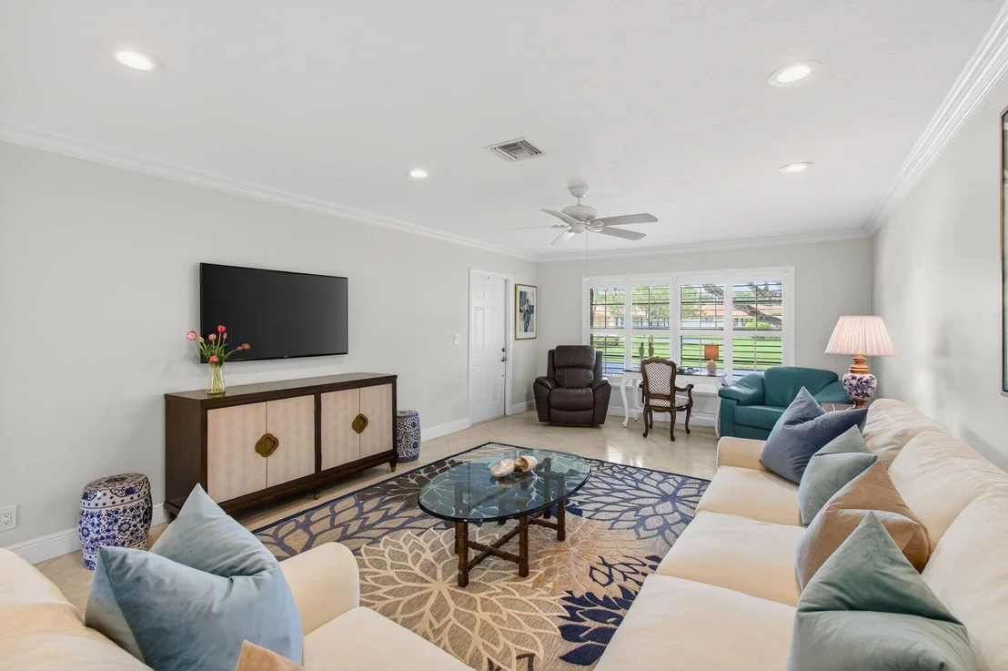 Photo of Unit A at 4555 Apple Tree Circle