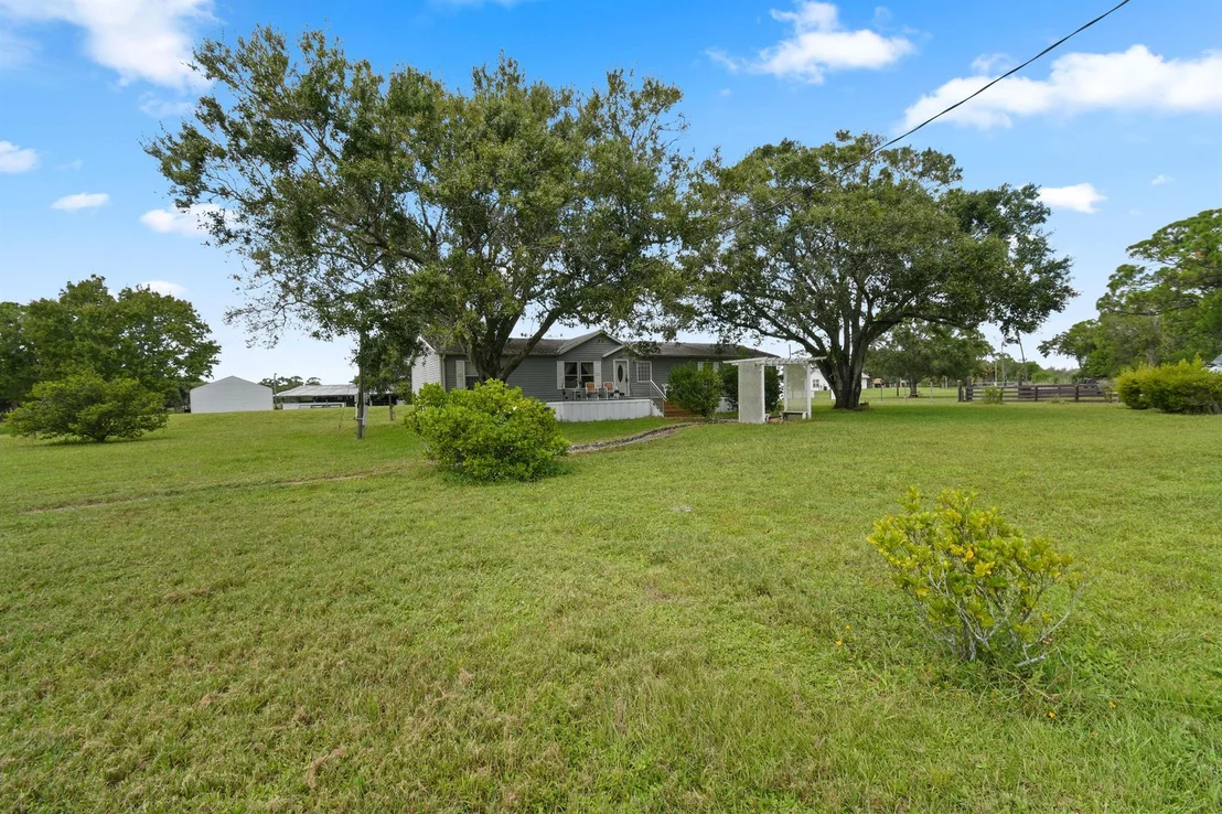 Photo of 2463 Coolidge Road
