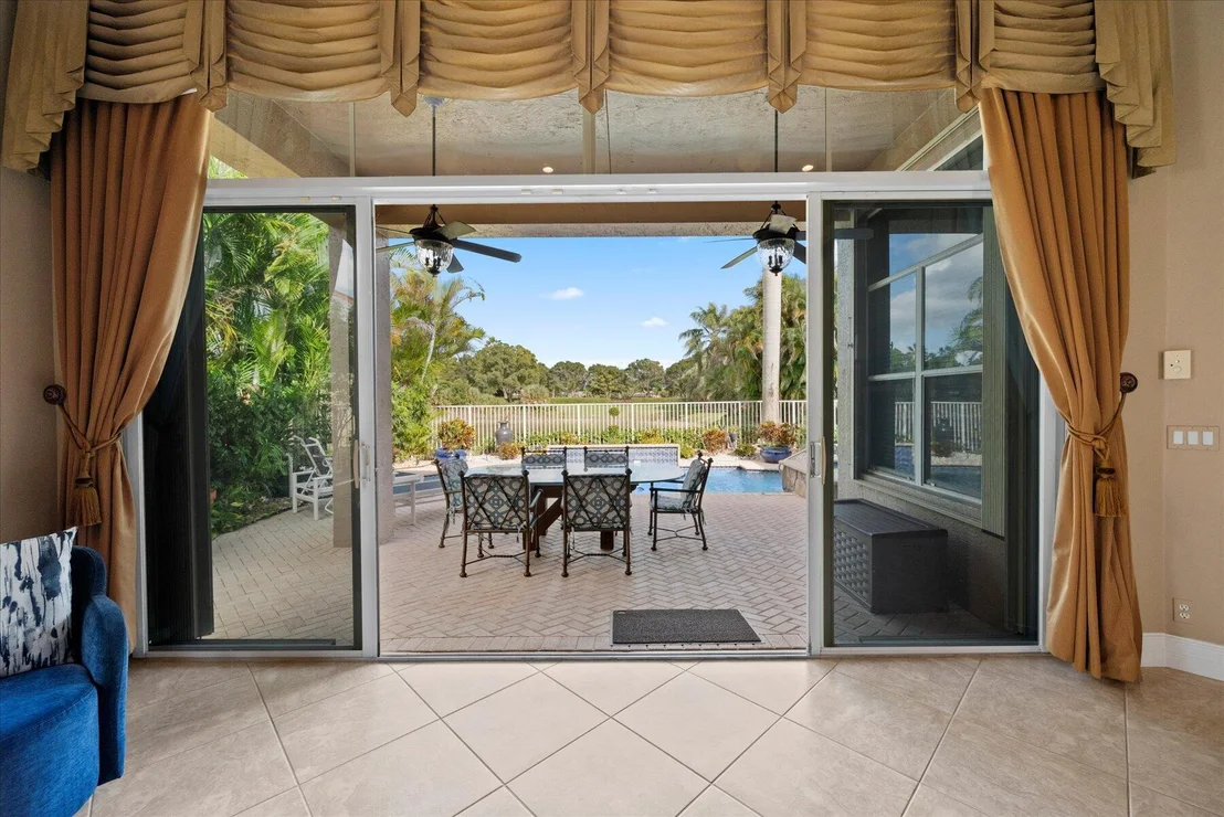Photo of 10463 Laurel Estates Lane