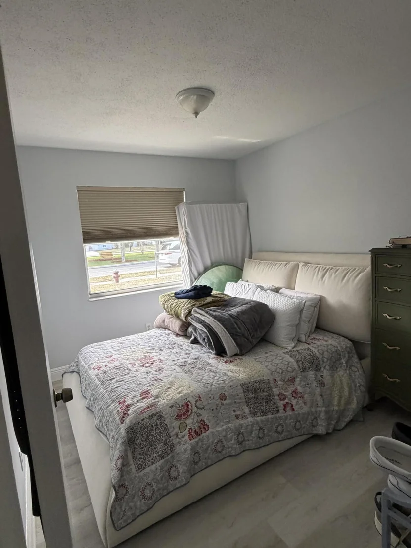 Photo of 420 NW 7th Terrace