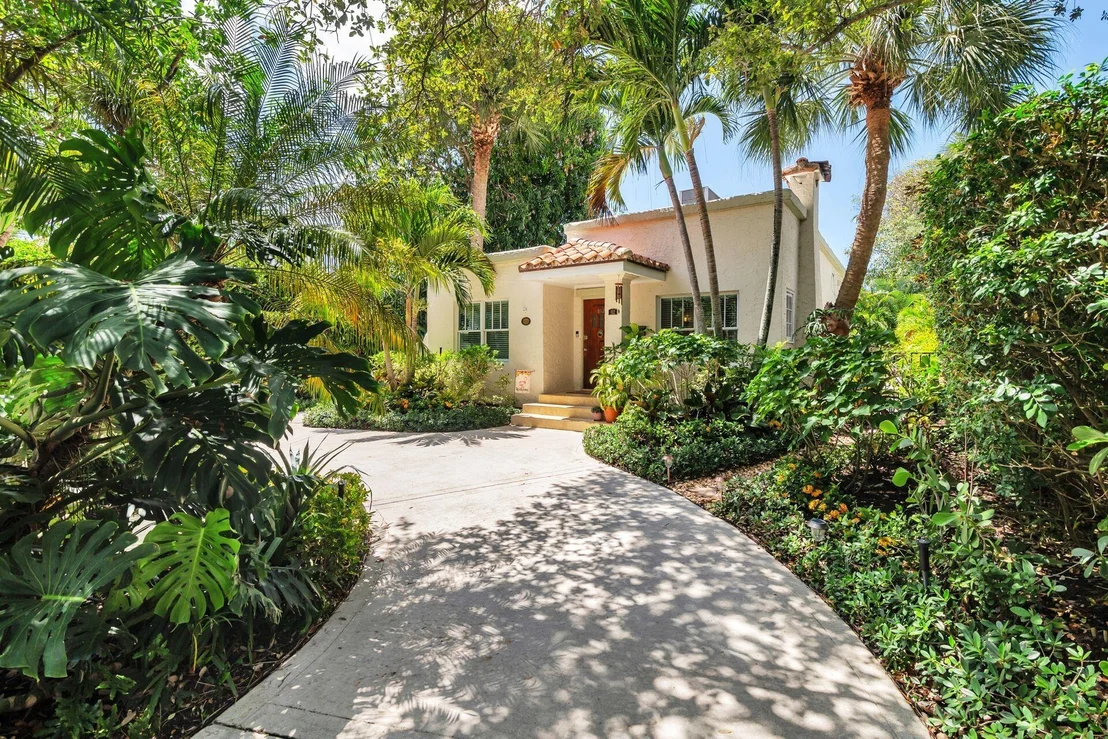 Photo of 812 Upland Road
