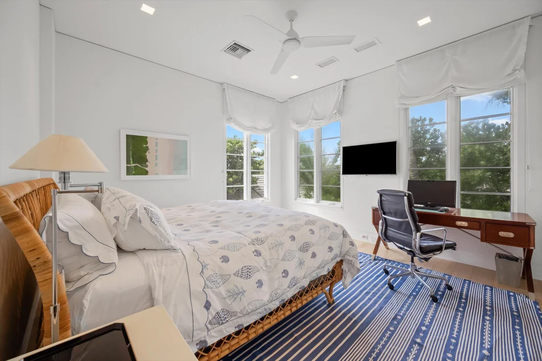 Photo of 3501 N Ocean Boulevard