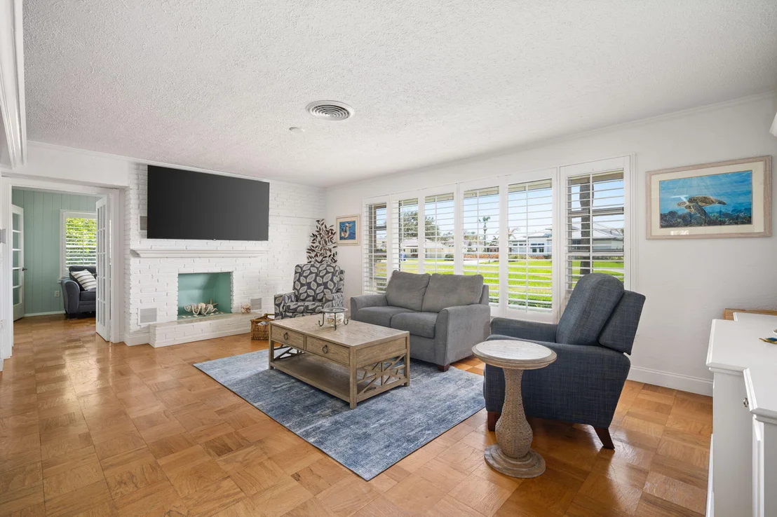 Photo of 715 Conn Way