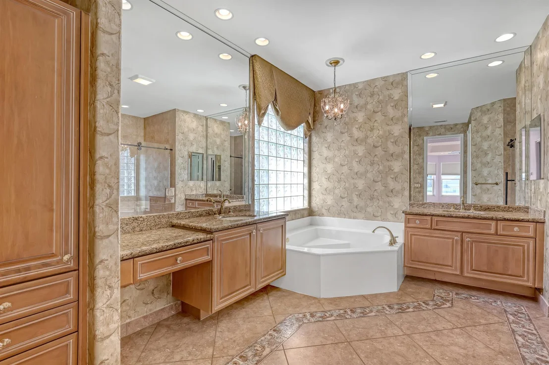 Photo of 13232 Alhambra Lake Circle
