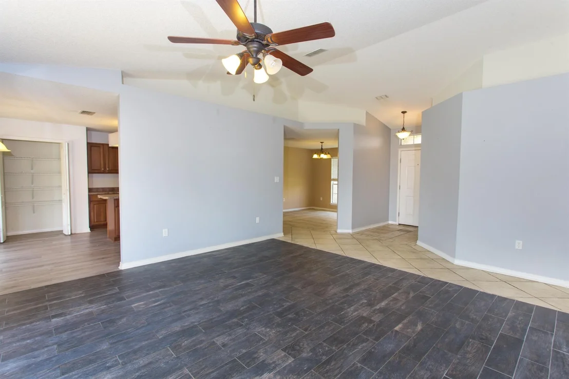 Photo of 7082 Harvest Way