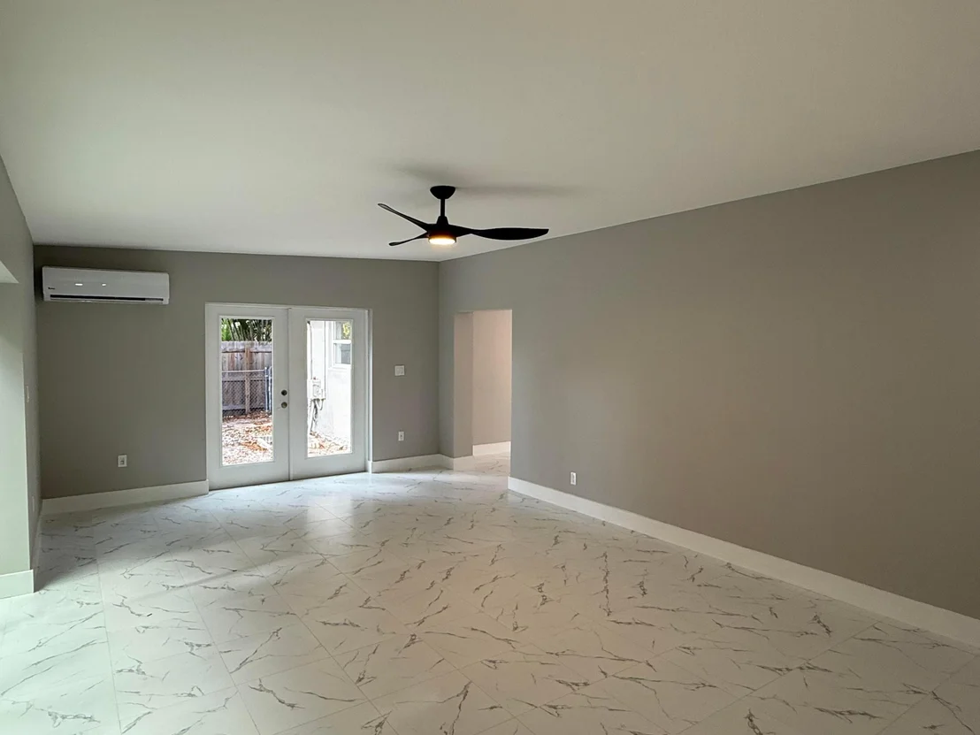 Photo of 507 SW North River Point Drive