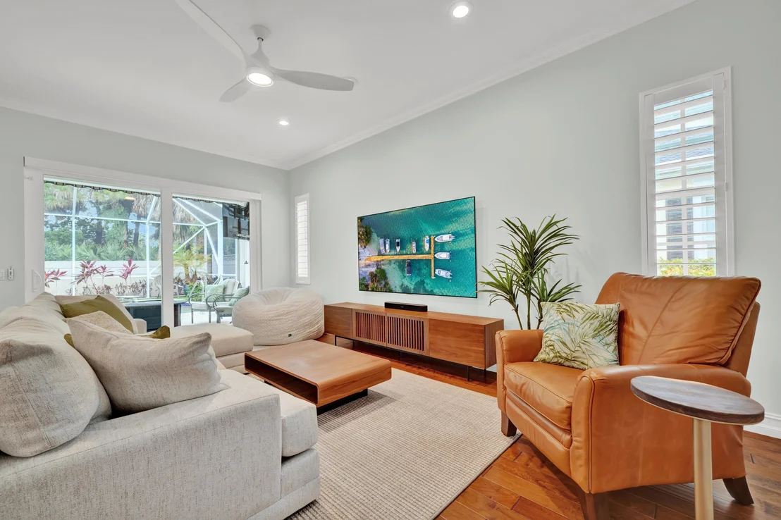 Photo of 516 Sweet Bay Circle