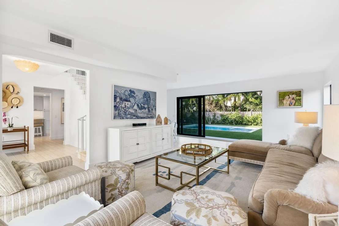 Photo of 226 Cove Place