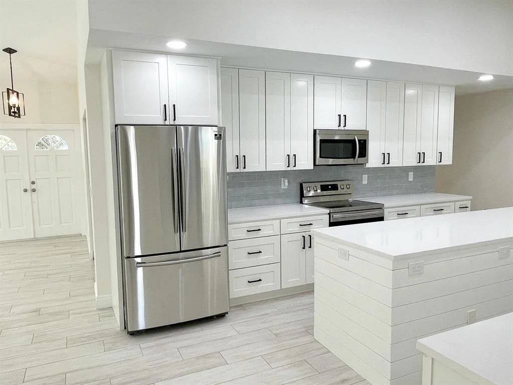 Photo of 5486 Avocado Boulevard
