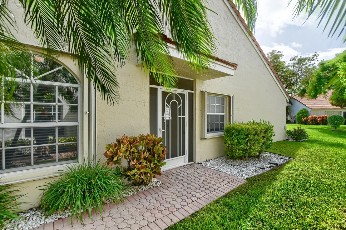 Photo of 6092 Caladium Road