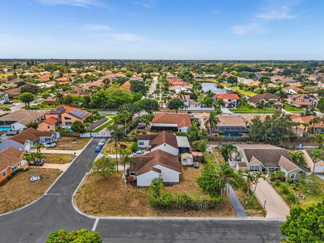 Photo of 8727 Spring Valley Drive