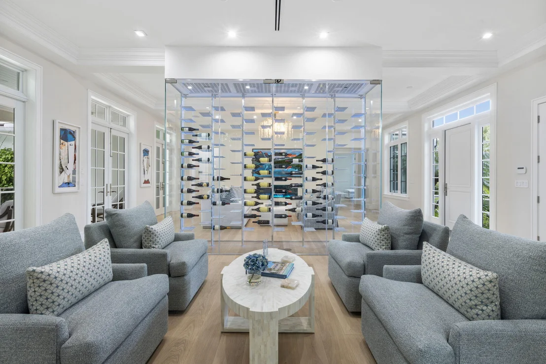 Photo of 1222 N Ocean Boulevard