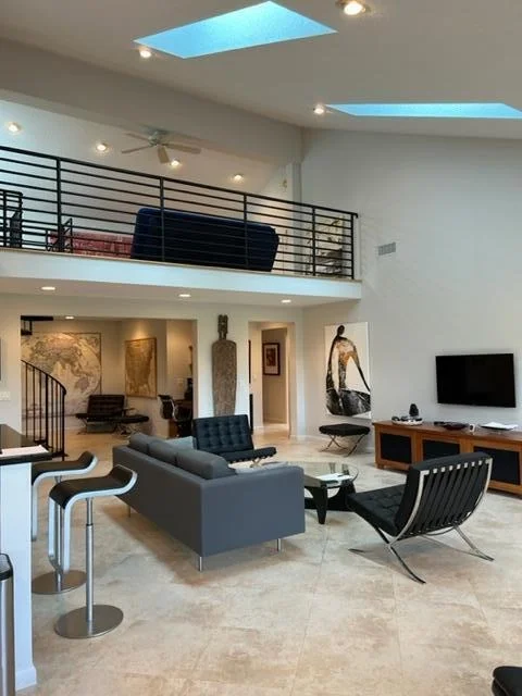 Photo of 400 River Edge Road