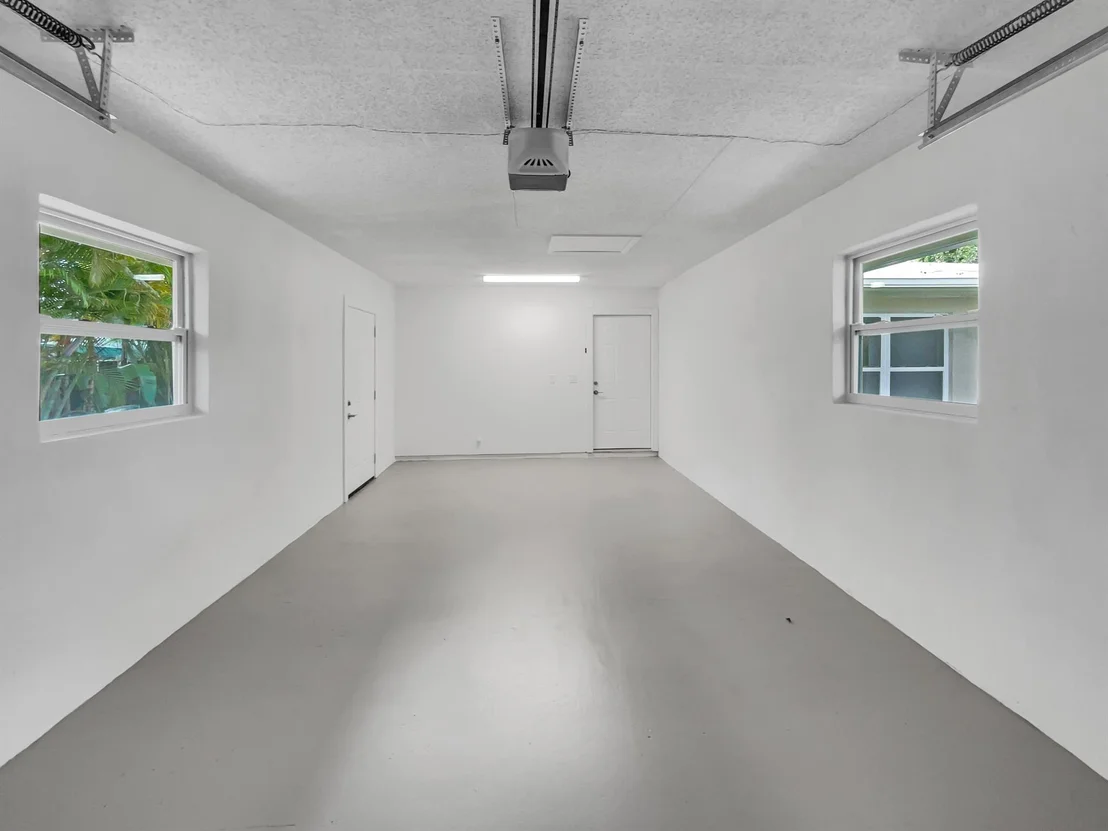 Photo of 1040 NW 16th Street