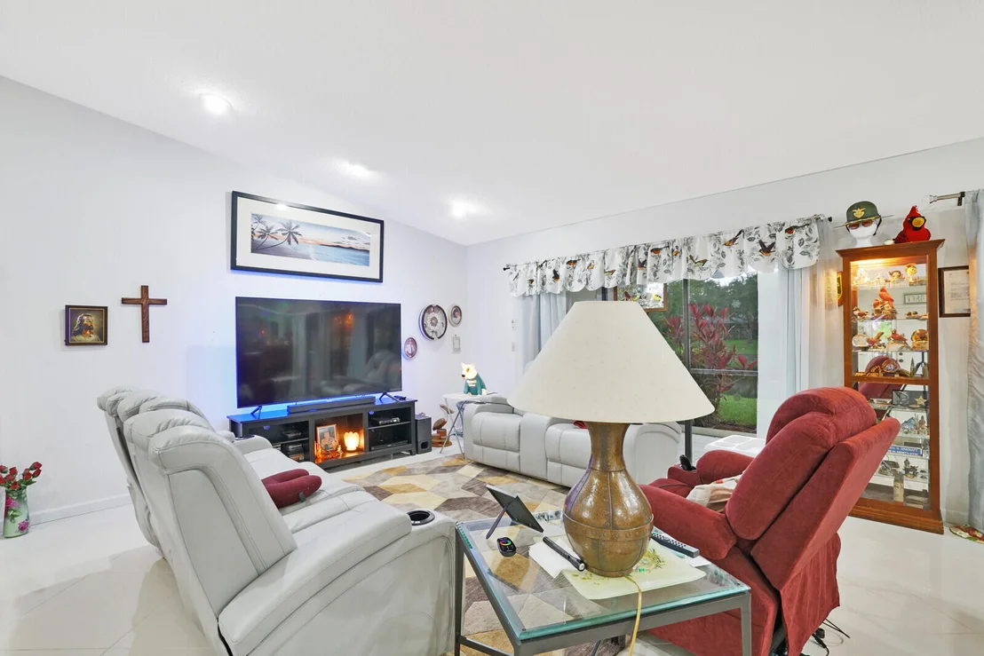 Photo of 10930 Lake Front Place