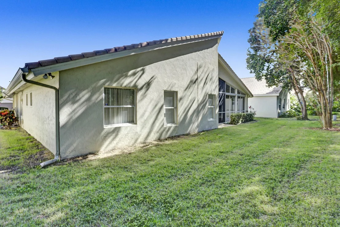 Photo of 7470 Falls Road W
