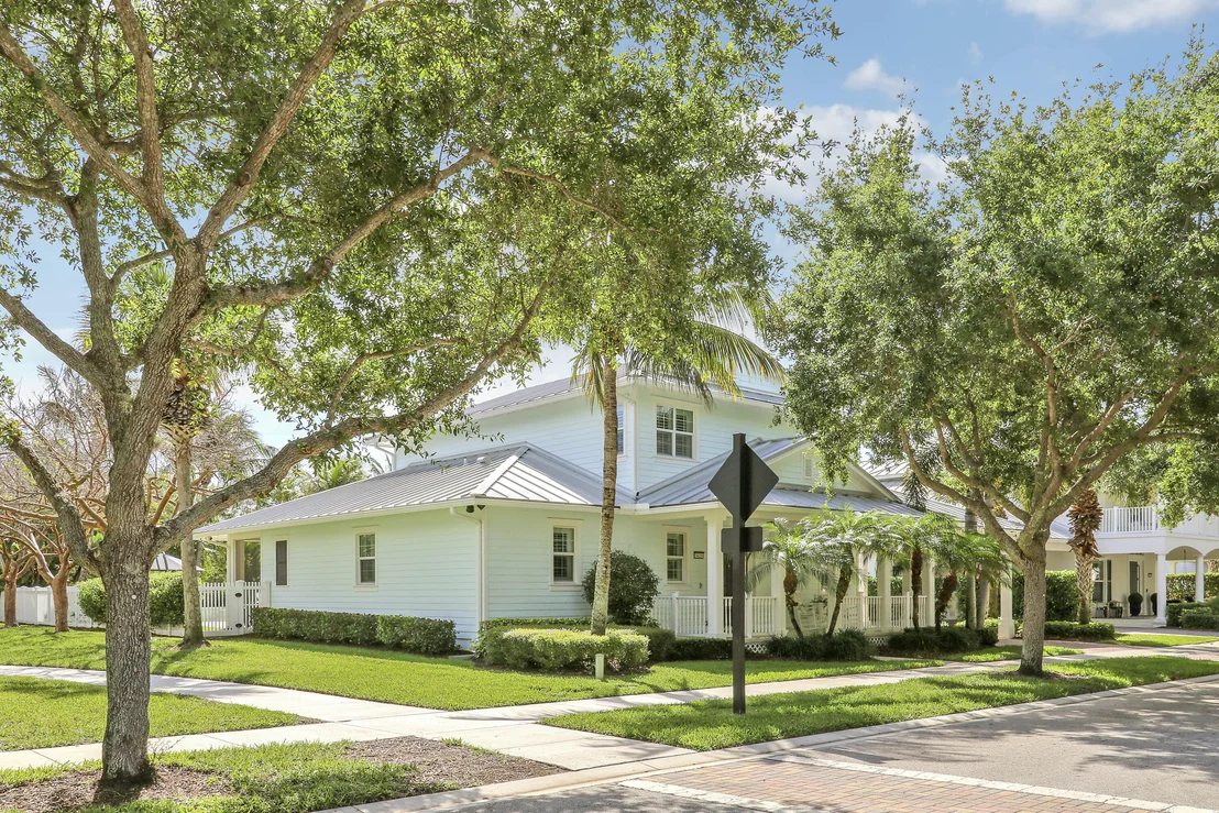 Photo of 3421 Duval Street