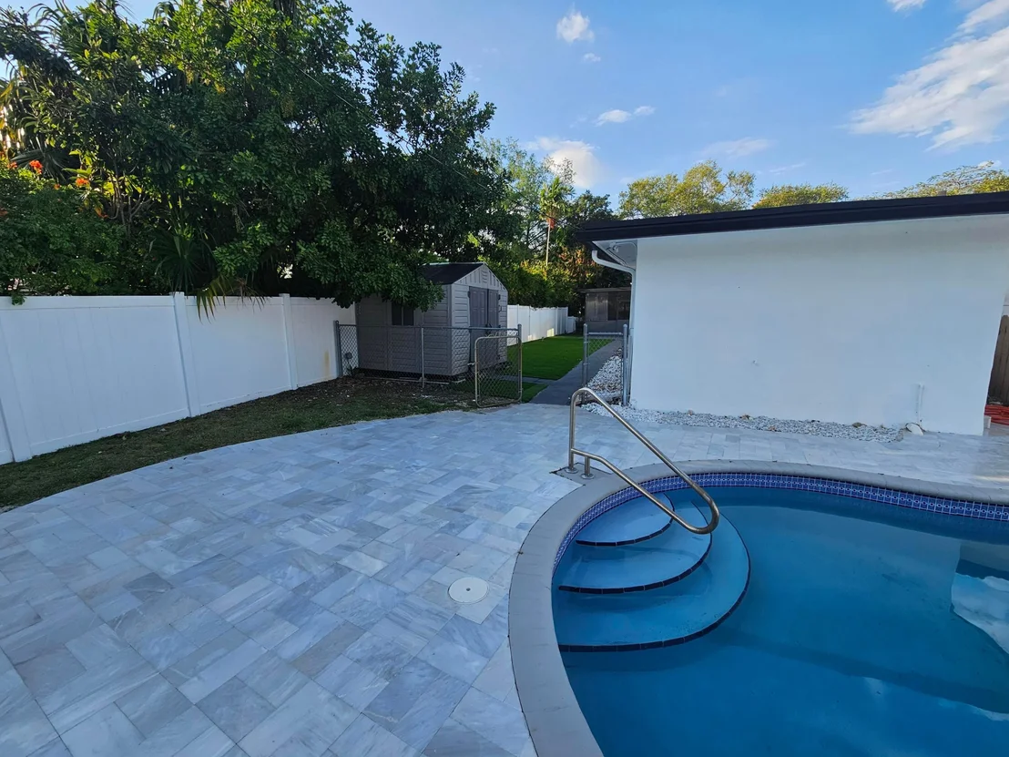 Photo of 1124 Yale Drive