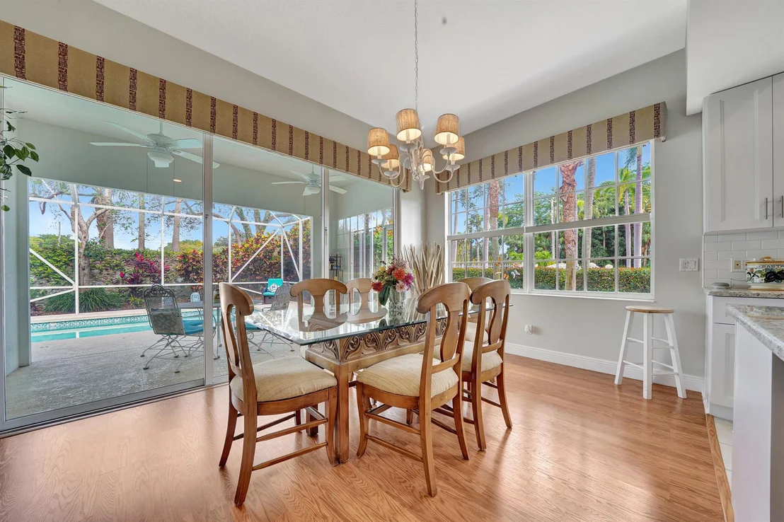 Photo of 4775 Temple Drive