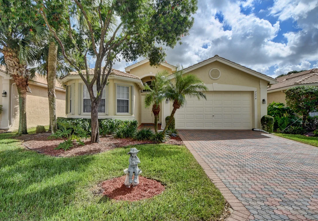 Photo of 7274 Morocca Lake Drive