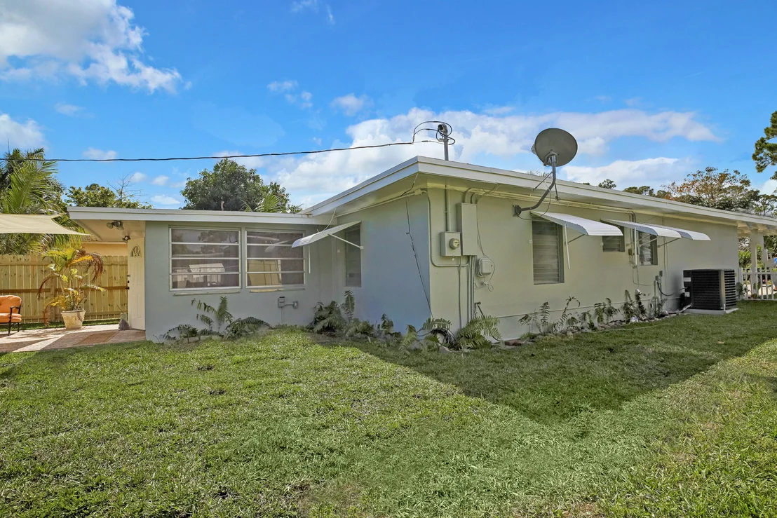 Photo of 814 Rudolf Road